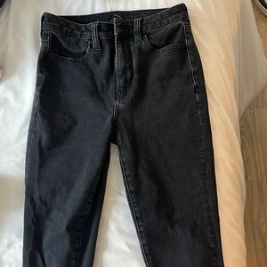 American eagle black jeans.